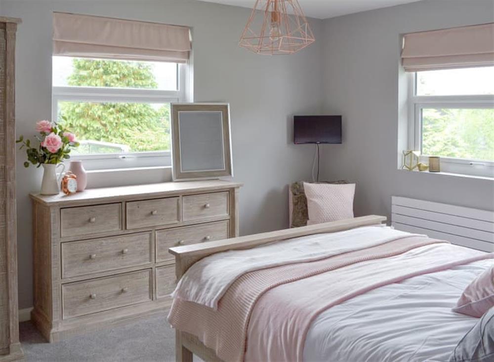 Stylish double bedroom at Rayrigg in Bowness-on-Windermere, Cumbria