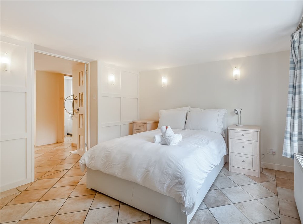 Double bedroom at Rectory Cottage in Dibden, near Southampton, Hampshire