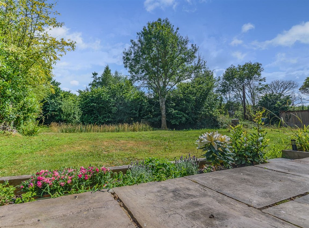 Garden at Rectory Cottage in Dibden, near Southampton, Hampshire