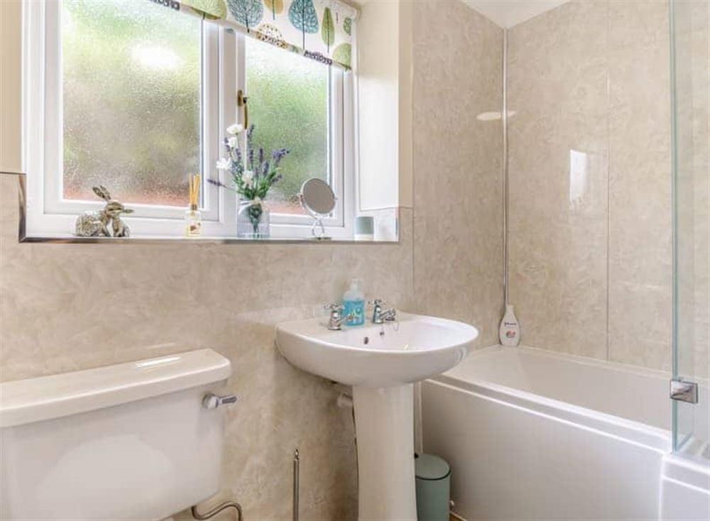 Bathroom at Red House Cottage in Rowston, Lincolnshire