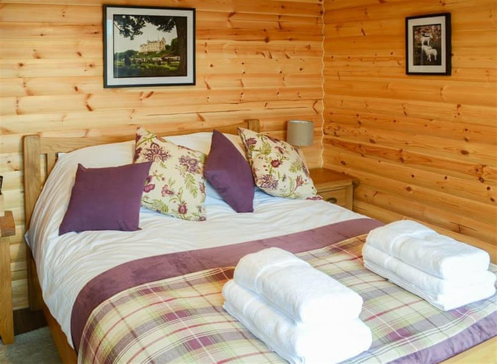 Inviting and comfortable double ebdroom at Red Kite Lodge in Milton, near Dornoch, Northern Highlands, Sutherland