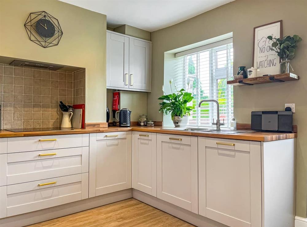 Kitchen at Red Robin Cottage in New Tupton, near Chesterfield, Derbyshire