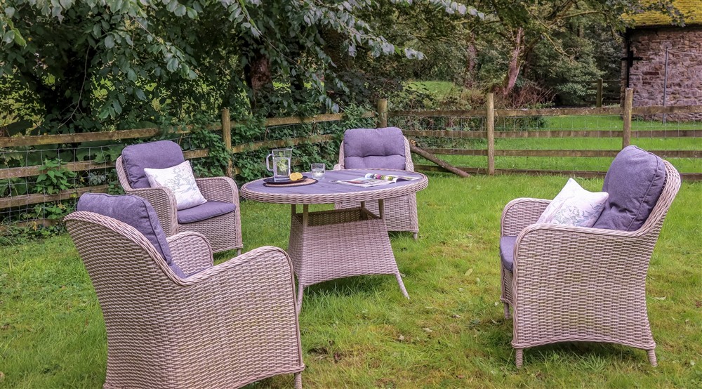 The outdoor seating area at Redhurst in Nr Ashbourne, Derbyshire