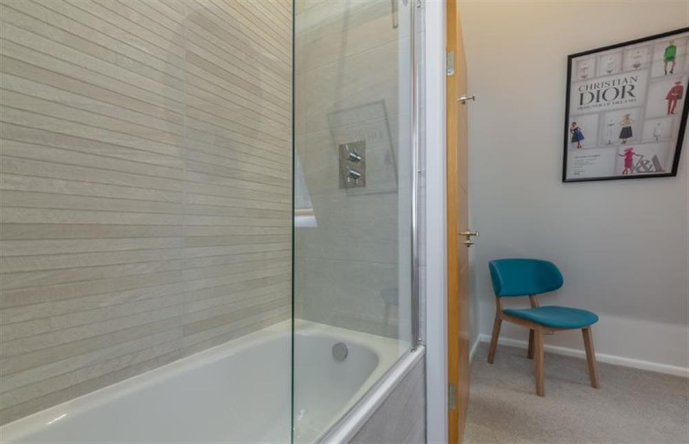 First floor: Bathroom (photo 3) at Reedcutter Lodge, Weybourne near Holt