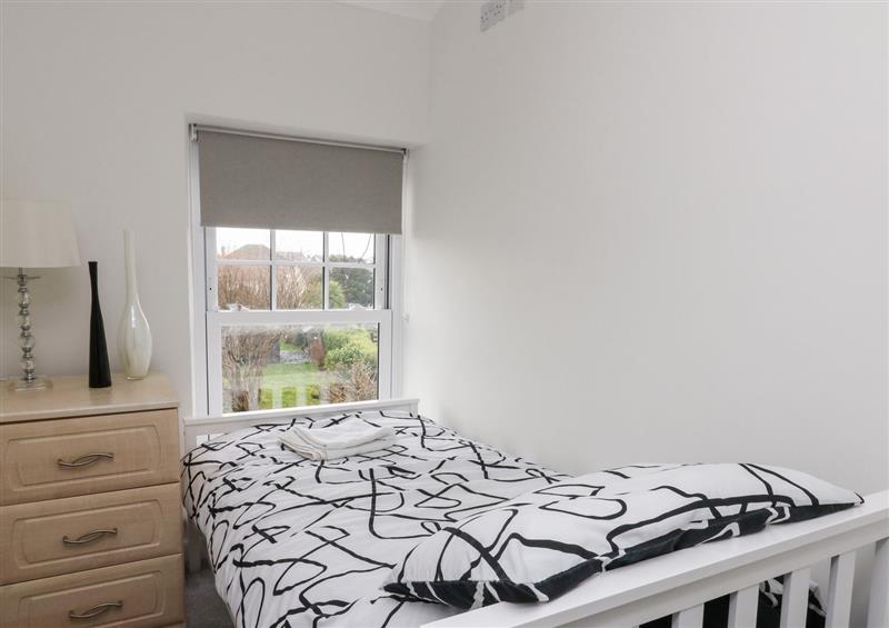 This is a bedroom at Reevas-Retreat, Burry Port