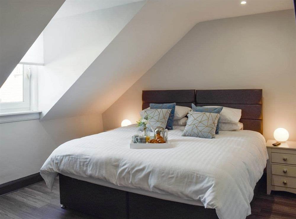 Peaceful en-suite double bedroom at Reflections in St Monans, near Anstruther, Fife