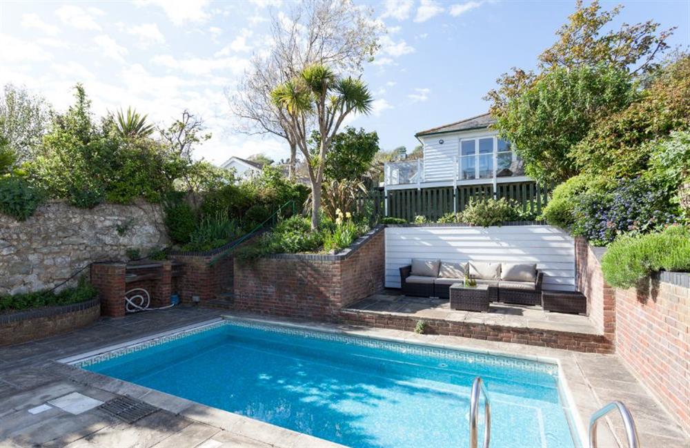 Regency Beach House in Sandgate, Kent sleeps 12
