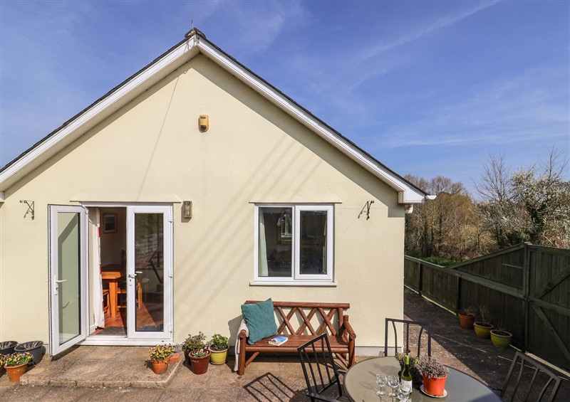 The setting at Regenna, Seaton