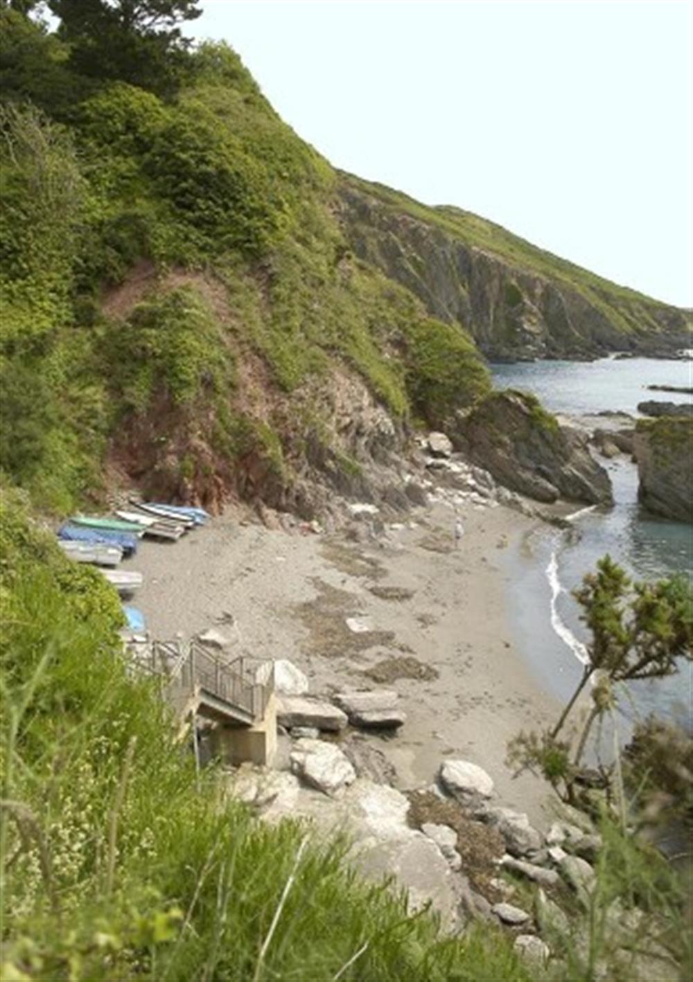 Stoke Beach, at the bottom of the valley at Revelstoke Park House in Noss Mayo