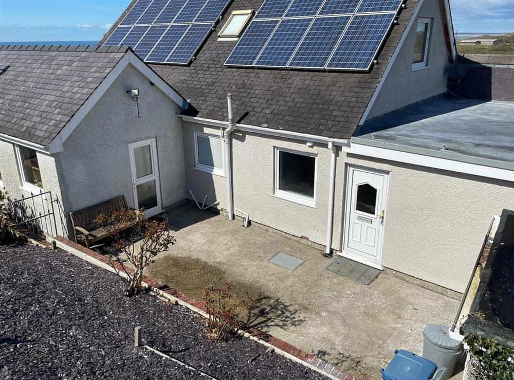 Courtyard at Rhandir-Mwyn in Caernarfon, Gwynedd