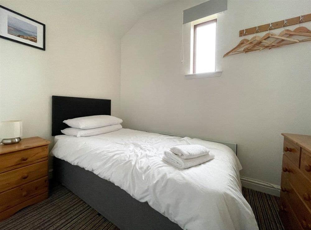 Single bedroom at Rhianchaitel House in Bettyhill, Caithness