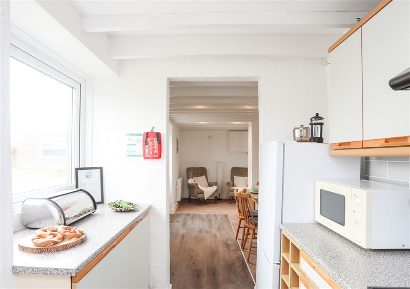 Kitchen at Rhiw - 1 Tyn Don, Abersoch