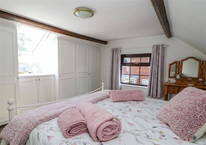 A bedroom in Rhodale Cottage at Rhodale Cottage, Skipsea