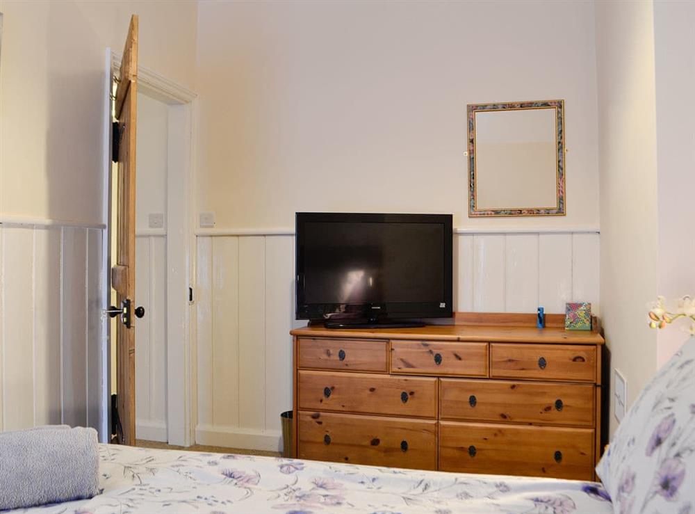 Double bedroom (photo 4) at Rhonas Cottage in Abergavenny, Gwent
