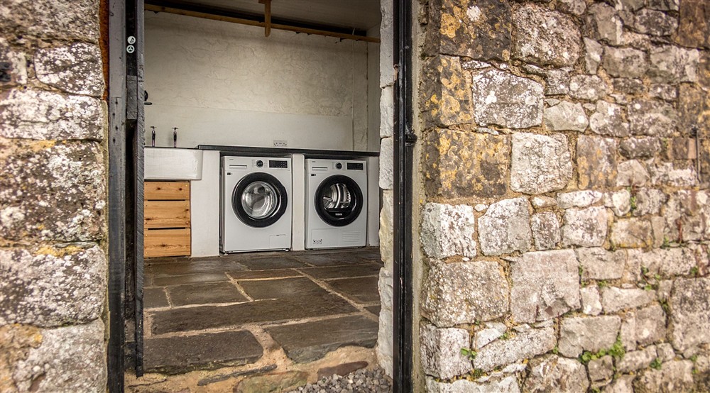 The outbuilding with utility room at Rhossili Old Rectory in Rhossili, South Wales