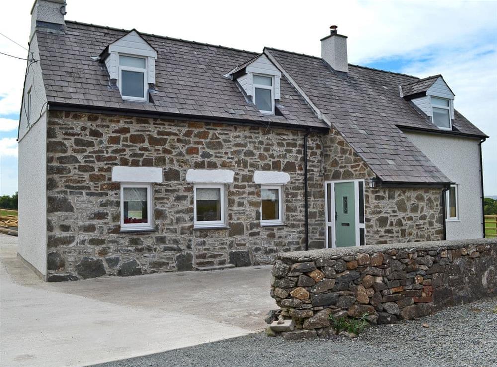 Rhosydd Cottage is a detached property
