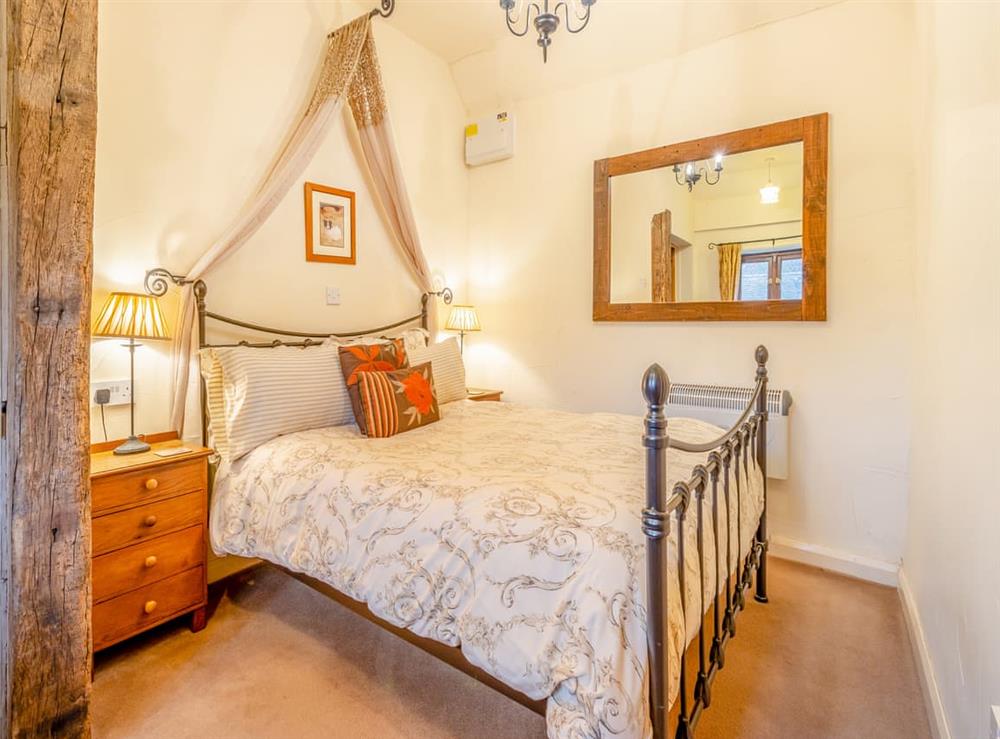 Double bedroom (photo 2) at Rickyard Cottage in Shrewsbury, Shropshire