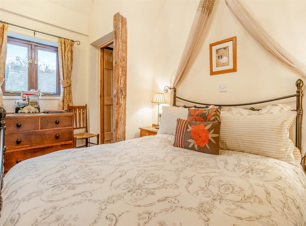 Double bedroom at Rickyard Cottage in Shrewsbury, Shropshire