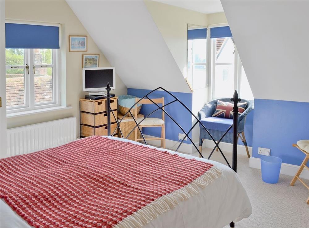 Double bedroom (photo 3) at Riggers Cottage in Bosham, West Sussex