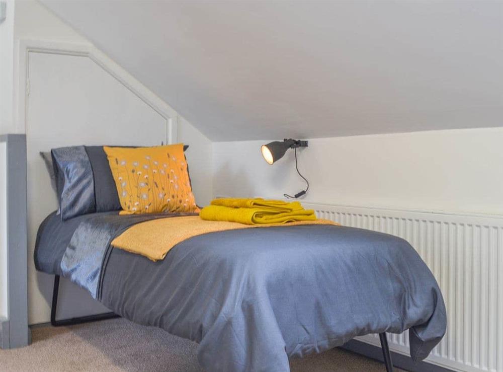 Single bedroom (photo 2) at River Lodge Annexe in Pentre, Glamorgan, Mid Glamorgan
