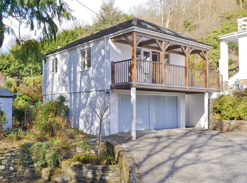 Appealing property with ample parking at River Lodge in Polperro, near Looe, Cornwall