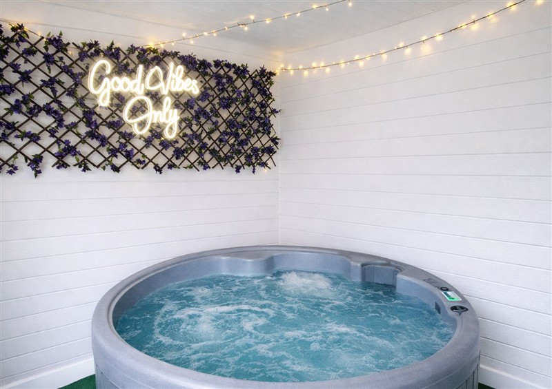 The hot tub at River View Cottage, Hanlith near Malham