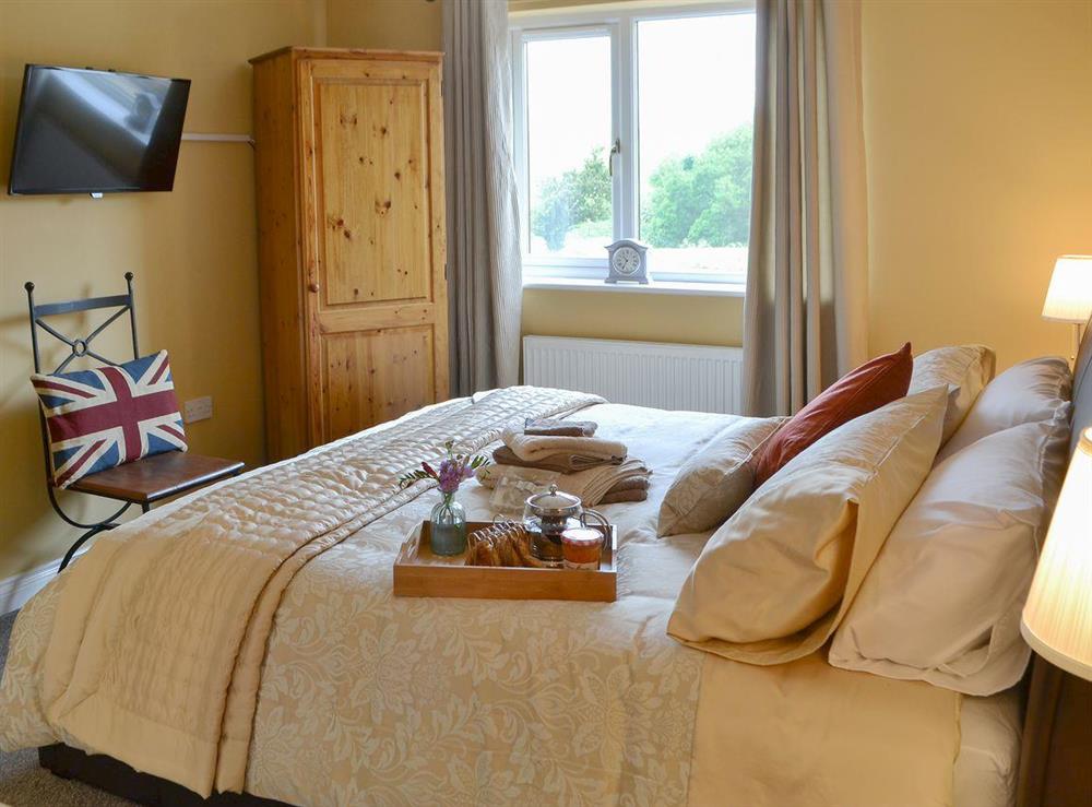 Well presented double bedroom at River View in Warkworth, near Amble, Northumberland