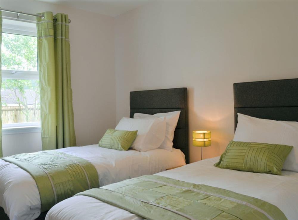 Comfy twin bedroom at Riverbank in Gatehouse of Fleet, near Castle Douglas, Dumfries and Galloway, Kirkcudbrightshire