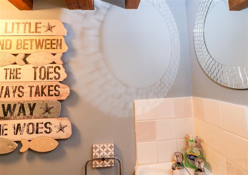 The bathroom at Riverdance Cottage, Lyme Regis