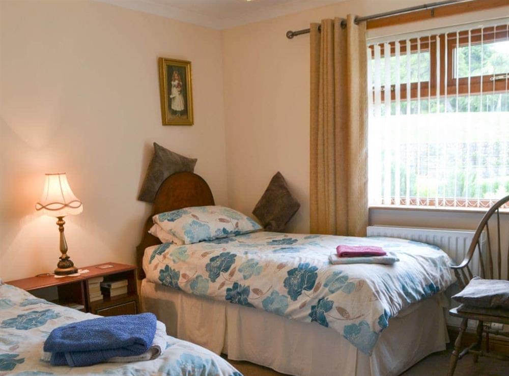 Comfortable twin bedded room at Riverside in Brydekirk, Annon, Dumfriesshire