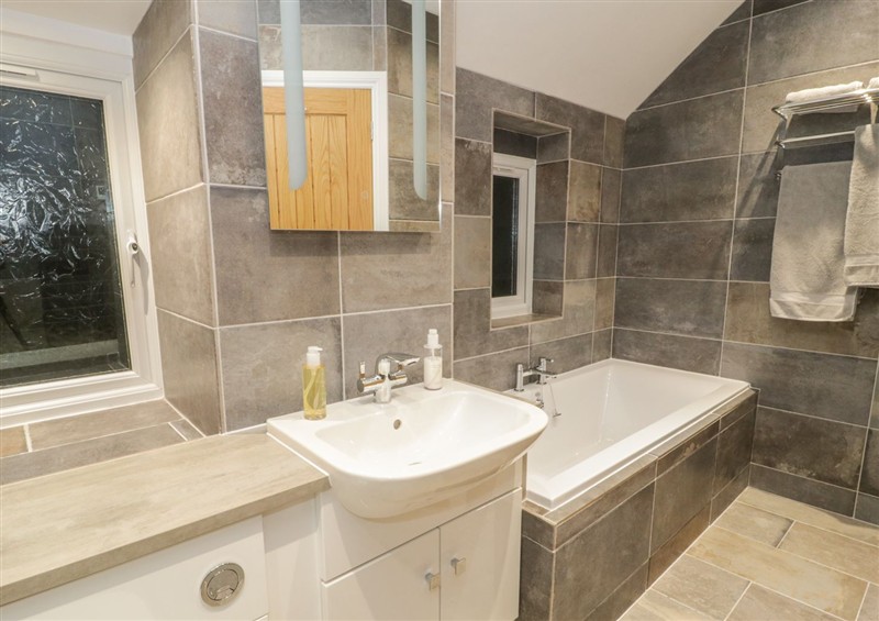 This is the bathroom at Riverside Cottage, Conwy