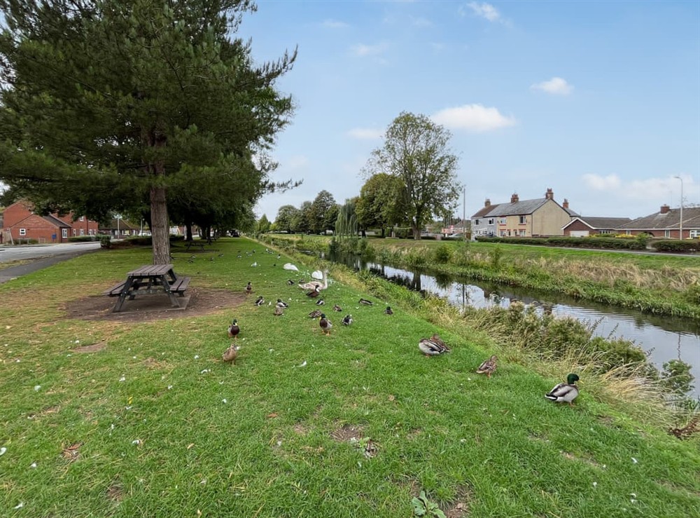Surrounding area at Riverside Cottage in Spalding, Lincolnshire