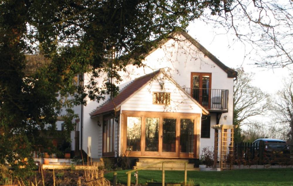 Riverside Cottage is the end terrace of a converted watermill on the banks of the River Waveney on the Norfolk/Suffolk border