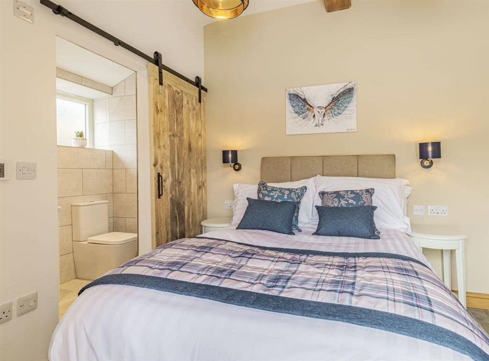 Double bedroom at Riverside Dairy in Thornhill, Hope Valley, Derbyshire