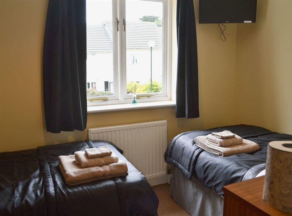Twin bedroom at Riverside Mews in Bideford, Devon