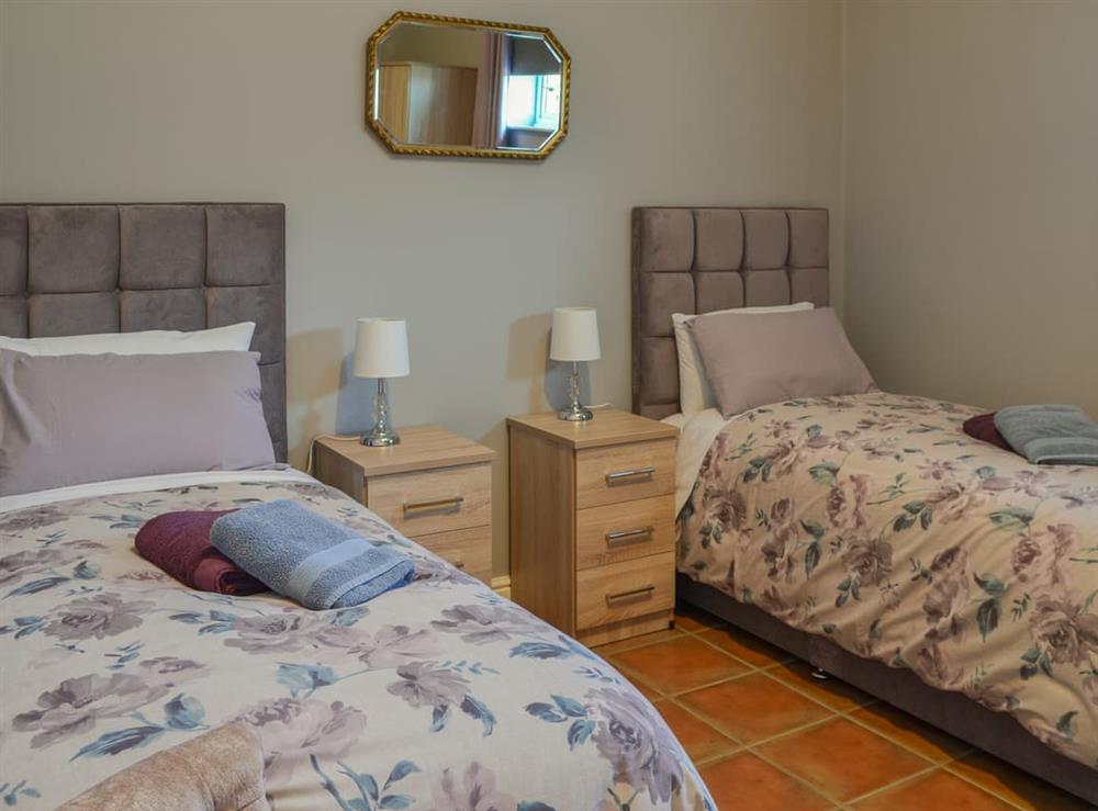 Twin bedroom at Roach in Doddington, near Lincoln, Lincolnshire
