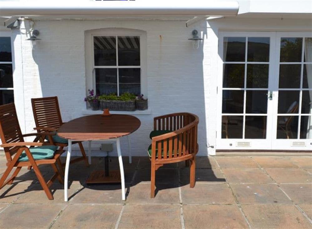 Enjoy dining al-fresco on the pleasant sitting-out-area at Roadstead in Fowey, Cornwall