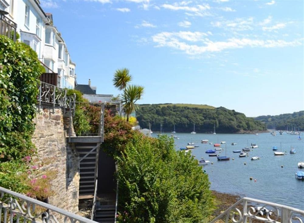 Fabulous holiday home overlooking the river at Roadstead in Fowey, Cornwall