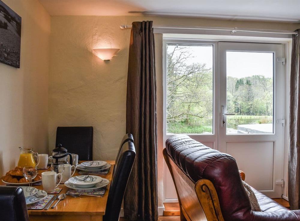 Dining Area at Robin Cottage in Llandeilo, Dyfed