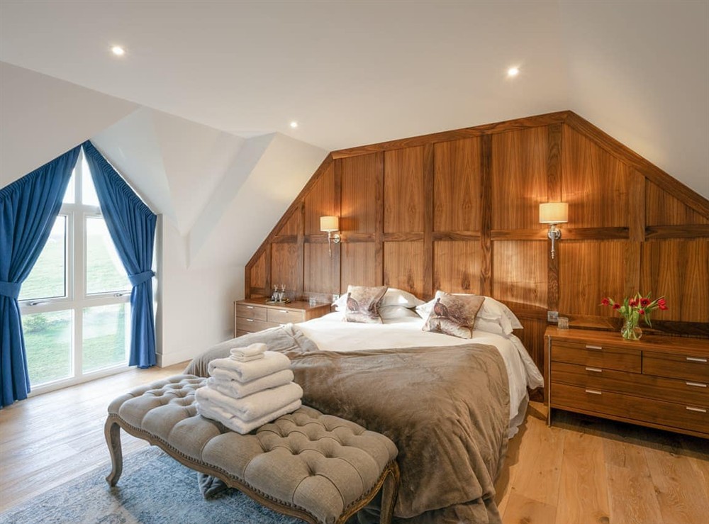 Double bedroom at Robin Cottage in Logiealmond, near Crieff, Perthshire