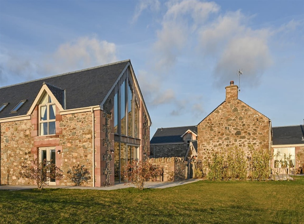 Exterior (photo 2) at Robin Cottage in Logiealmond, near Crieff, Perthshire