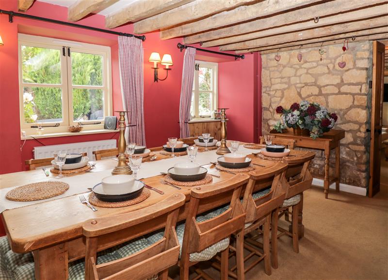 Dining room at Robins Nest, Bourton-On-The-Water