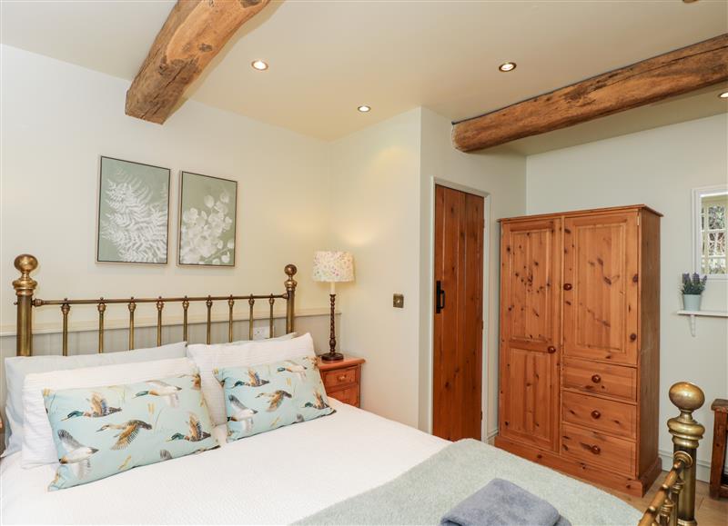 This is a bedroom at Robins Nest, Bourton-On-The-Water