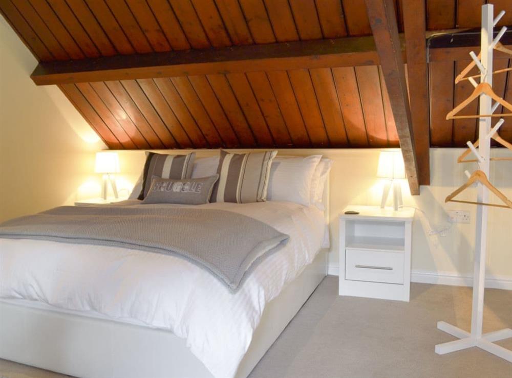 Comfortable galleried double bedroom at Robins Nest in Edwinstowe, near Mansfield, Derbyshire