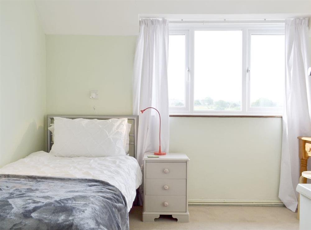 Light and airy single bedroom at Rock Cottage in Birchover, near Matlock, Derbyshire
