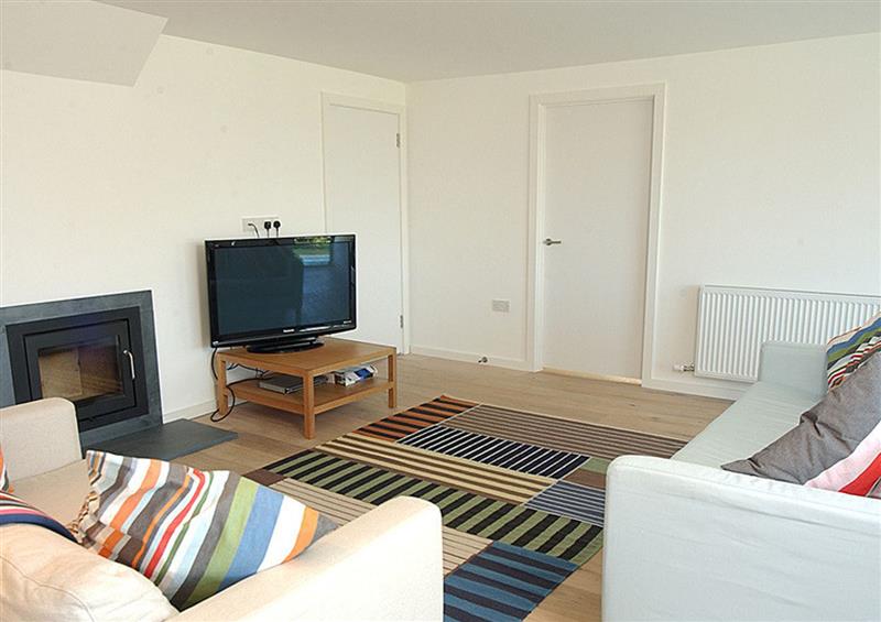 Relax in the living area at Rock Pipit, Polzeath