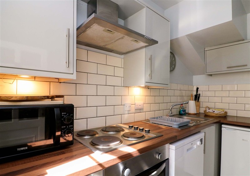 The kitchen at Rockside, Salcombe