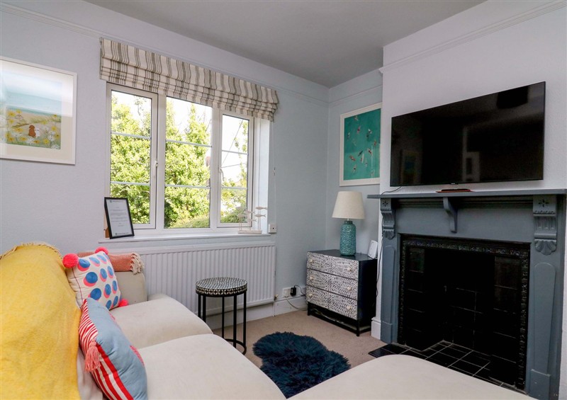 The living room at Rockside, Salcombe