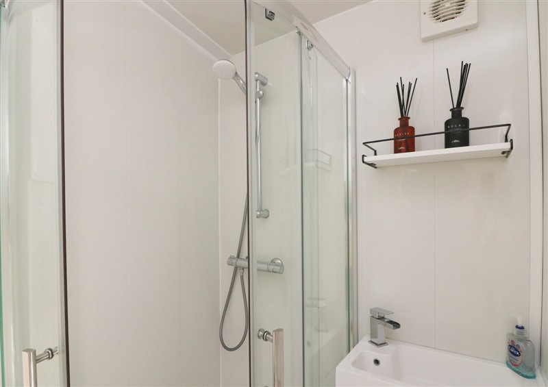 This is the bathroom at Rockside, Salcombe