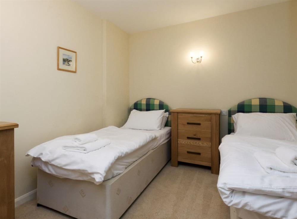 Comfortable twin bedroom at Rockstedde in Devon Rd, England